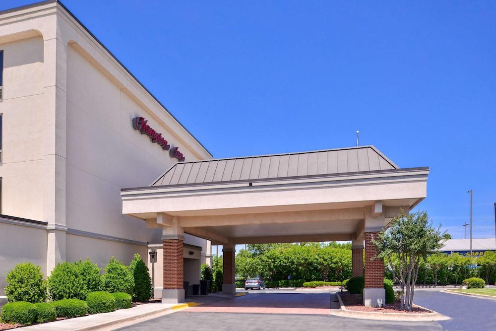 Spark by Hilton Decatur — 5