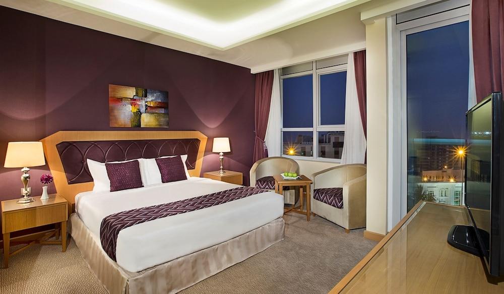 Armada Avenue Hotel — 8
