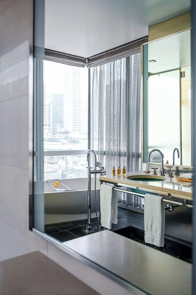 Four Seasons Hotel Tokyo At Marunouchi 76874 — 6