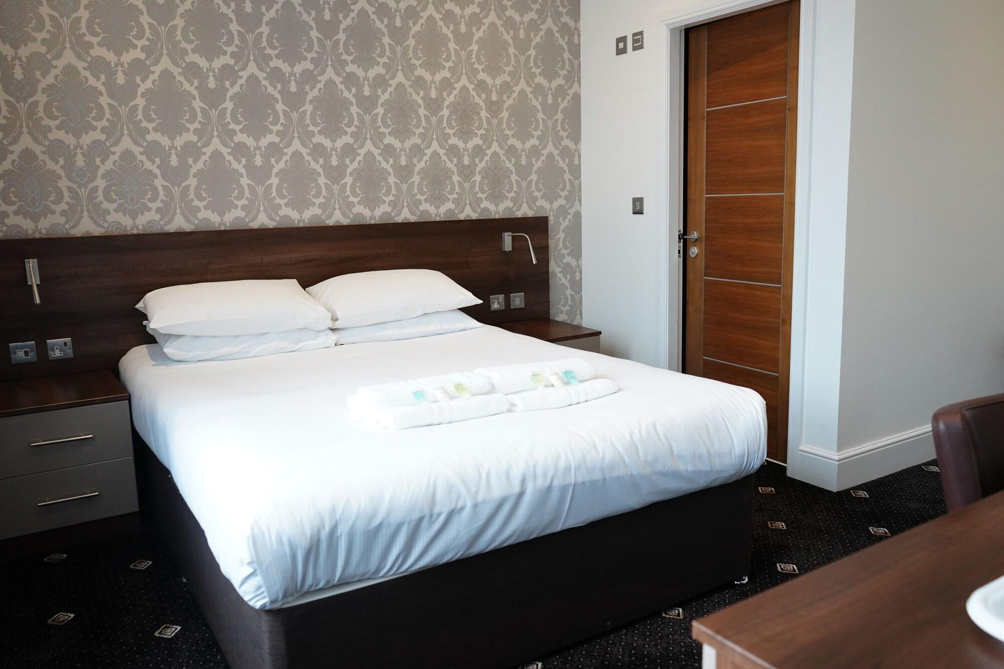 Marlborough Hotel — 7