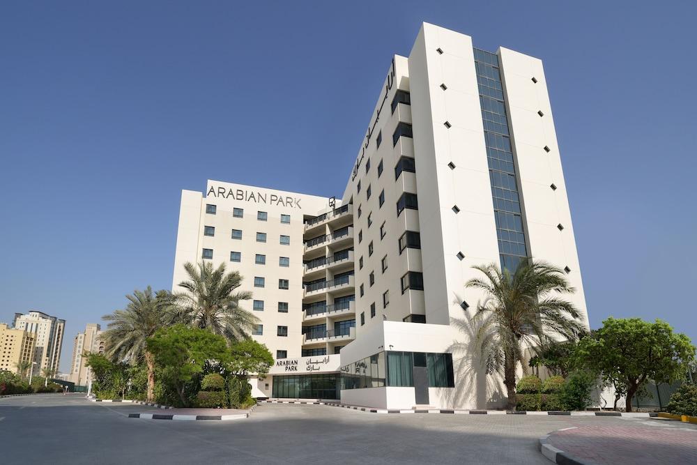 Arabian Park Dubai, an Edge by Rotana Hotel — 2