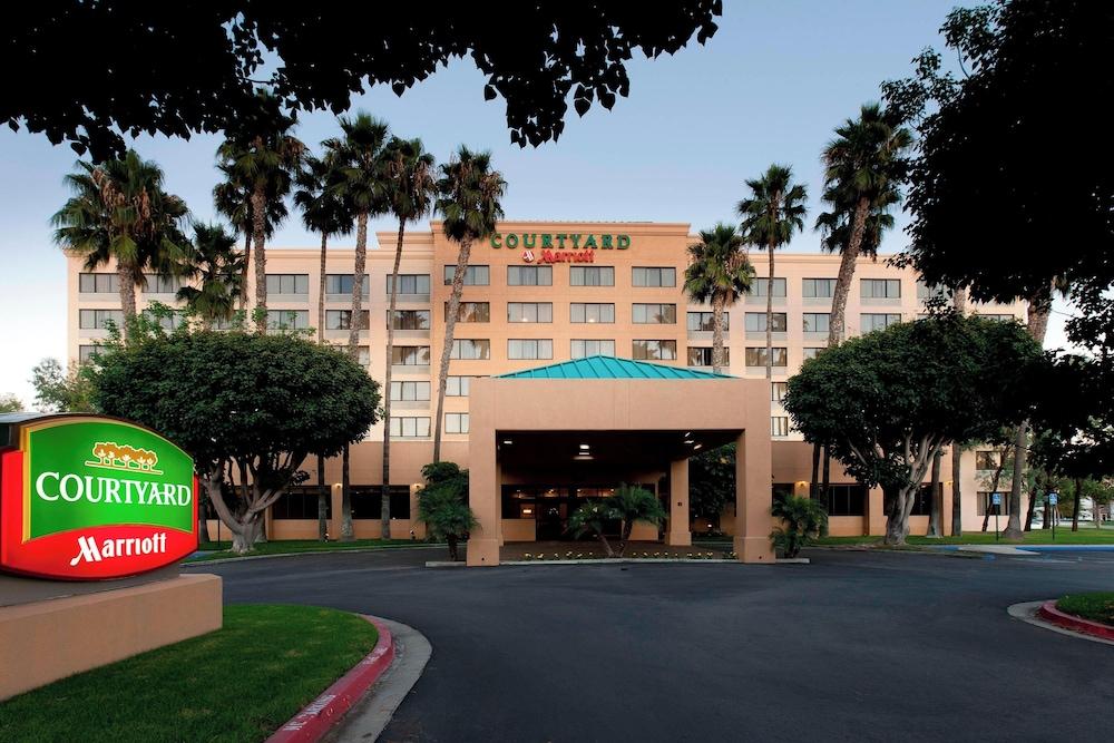 Courtyard by Marriott Cypress Anaheim / Orange County — 4