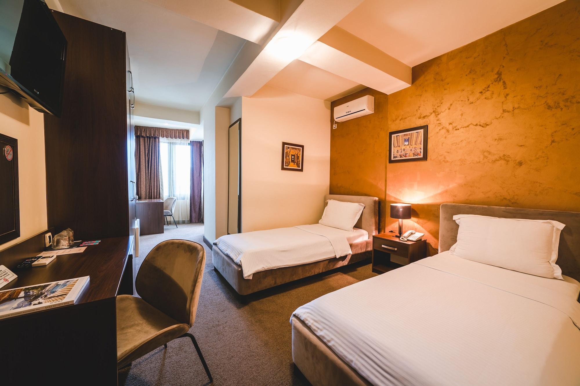 HOTEL KETO — 6