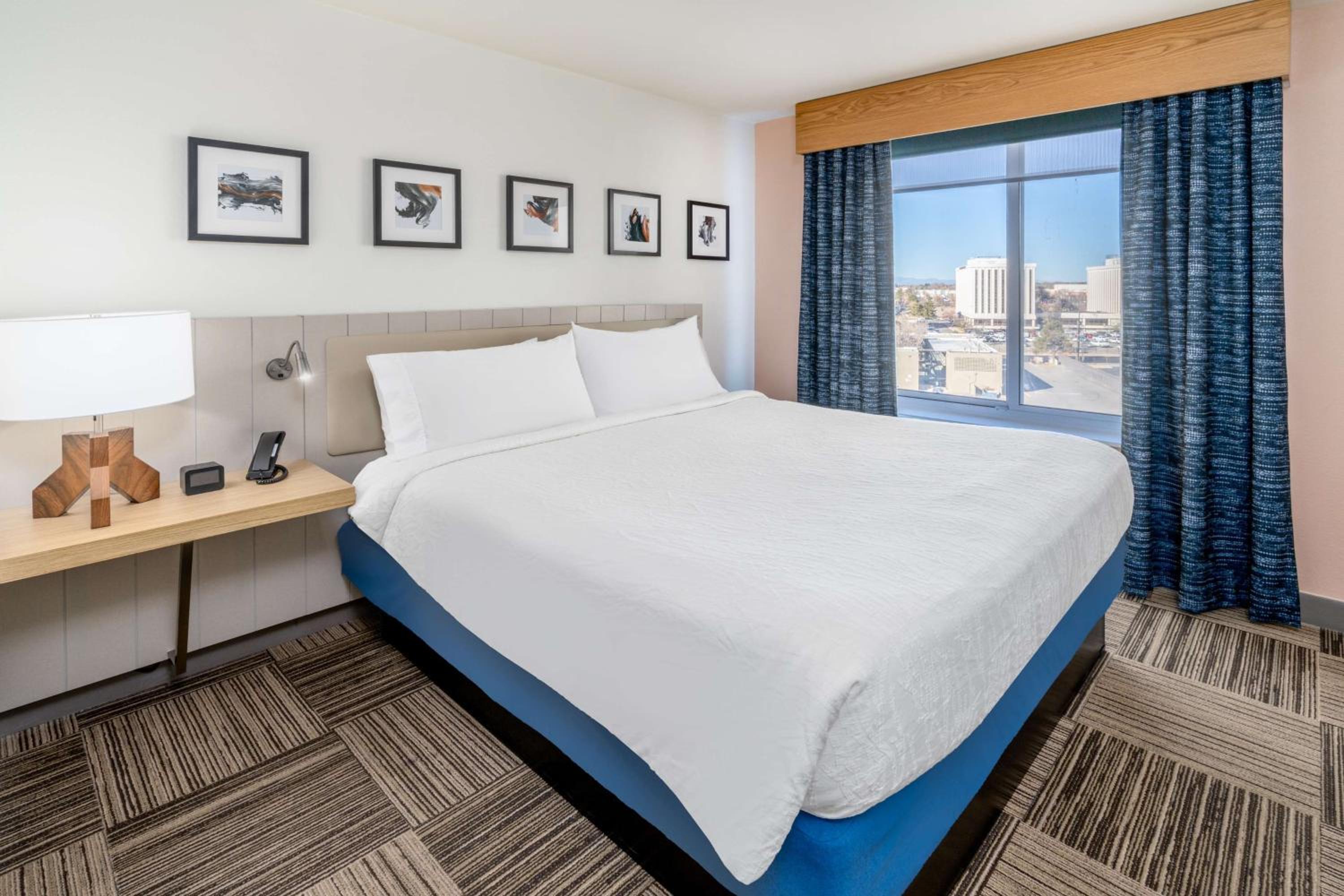 HILTON GARDEN INN ALBUQUERQUE UPTOWN — 8