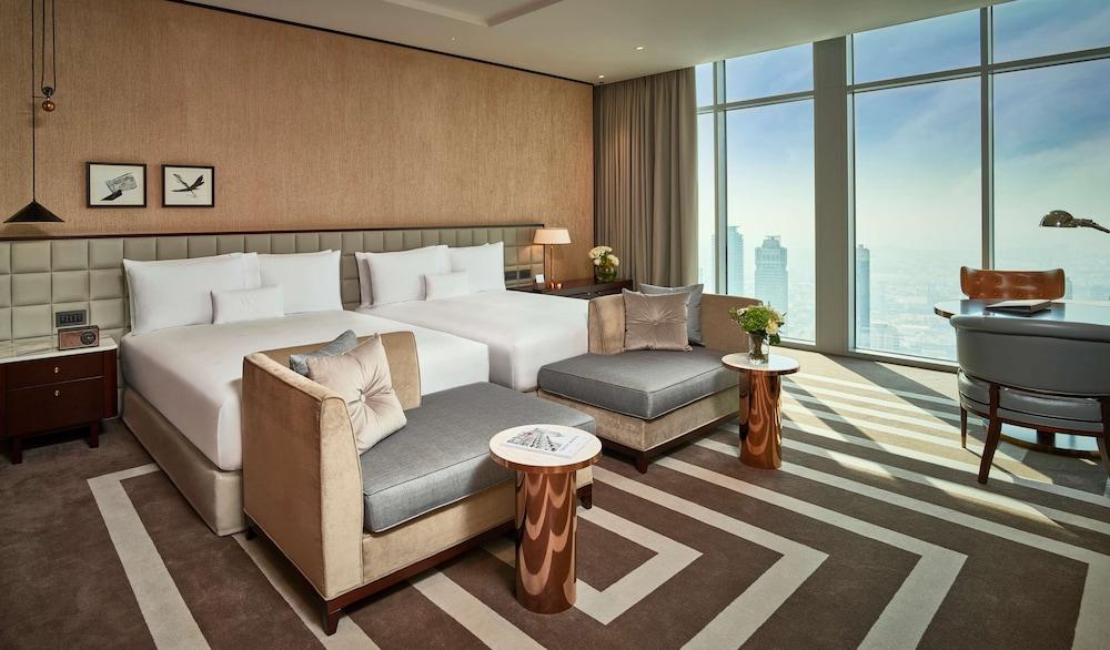 Waldorf Astoria Dubai International Financial Centre — 3