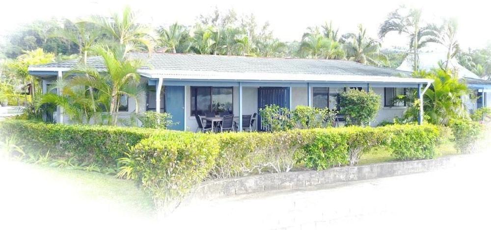 Pacific Lagoon Apartments — 2