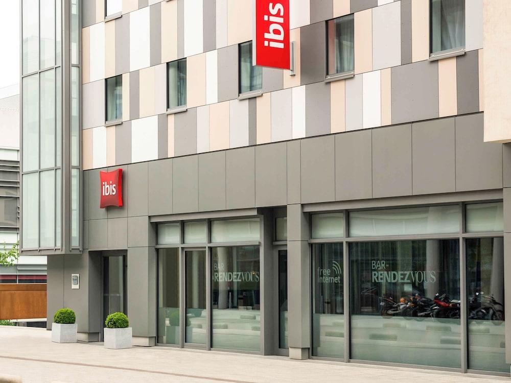 ibis Esch Belval 933375 — 2