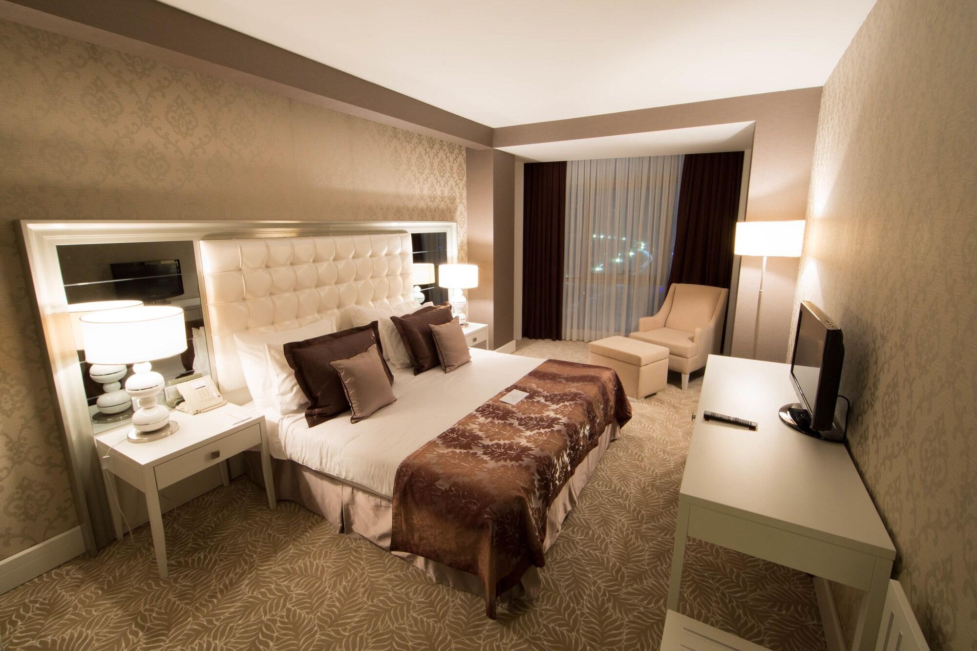 Qafqaz City Hotel — 10