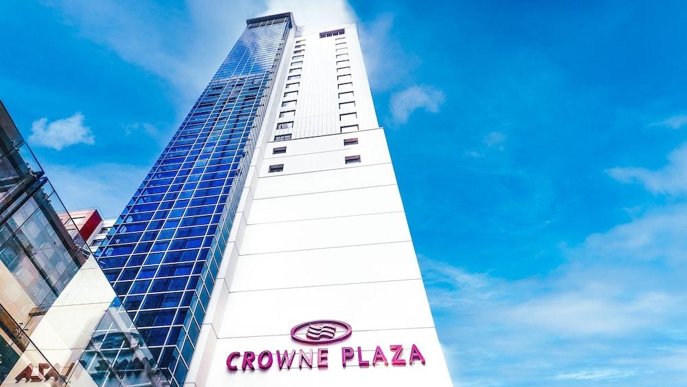 CROWNE PLAZA AUCKLAND — 2