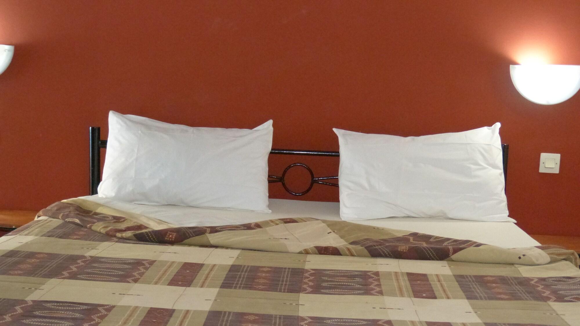 Minotel L'Hacienda — 8