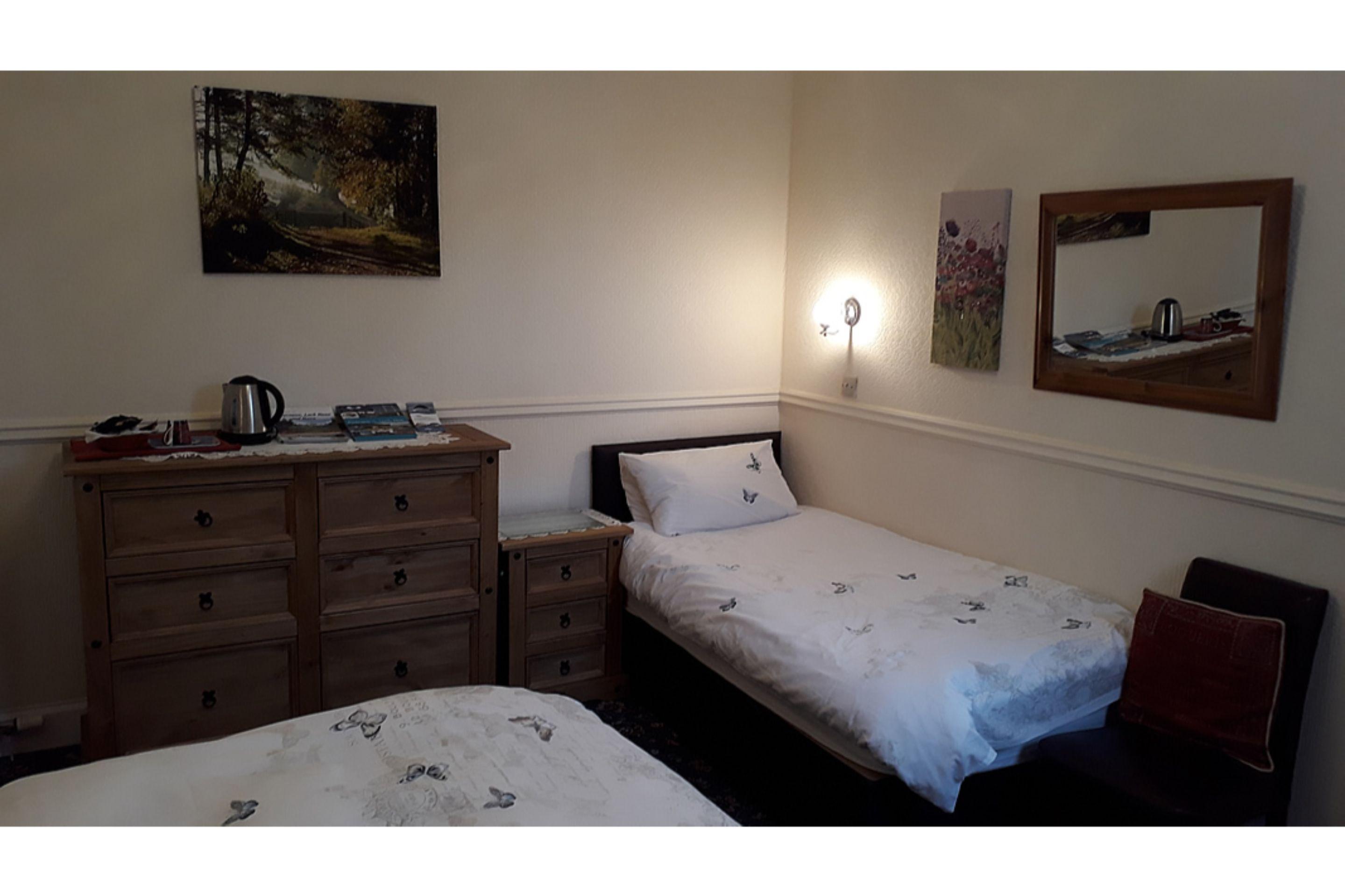OYO Cedar Villa Guest House — 9