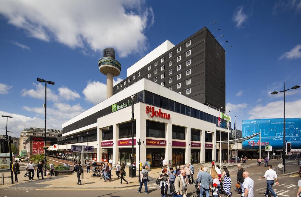 HOLIDAY INN LIVERPOOL — 4