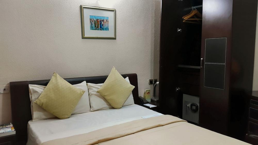 M Plaza Hotel 1249388 — 10