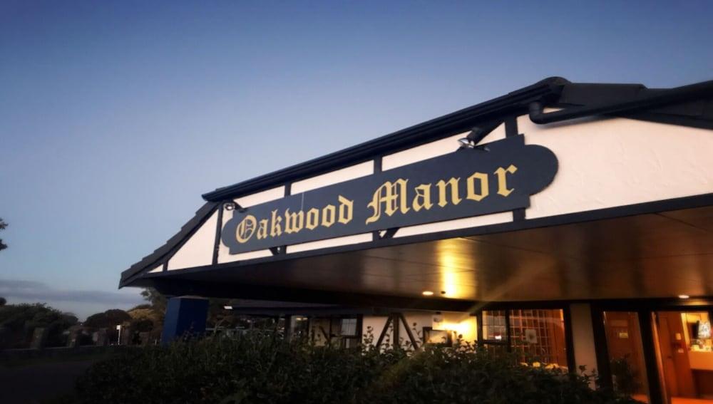 Oakwood Manor — 2
