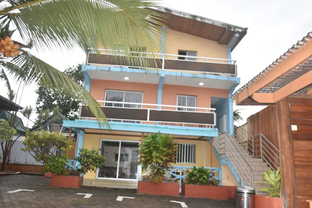 Les Gîtes de Kribi — 5