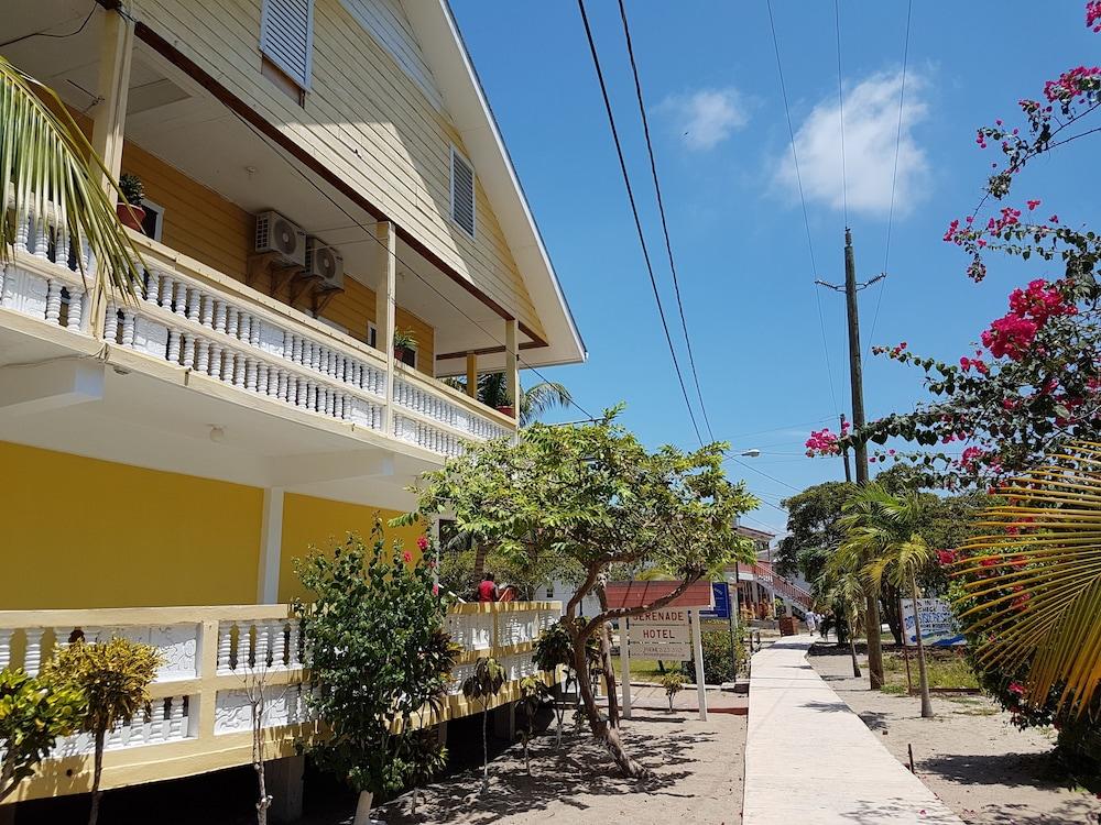 Serenade Hotel — 4