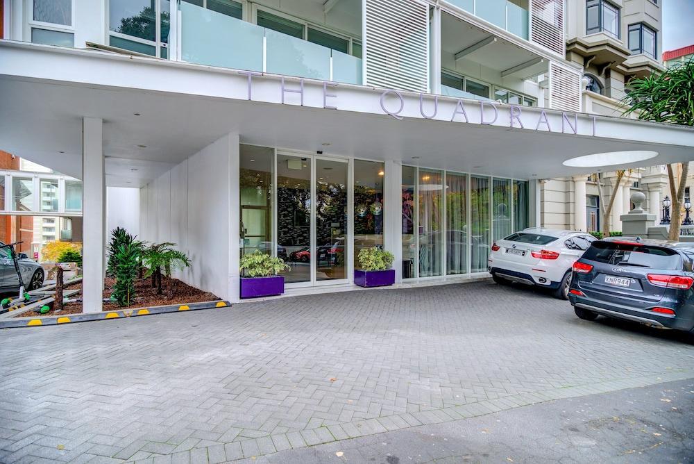 The Quadrant Hotel and Suites 95939 — 5