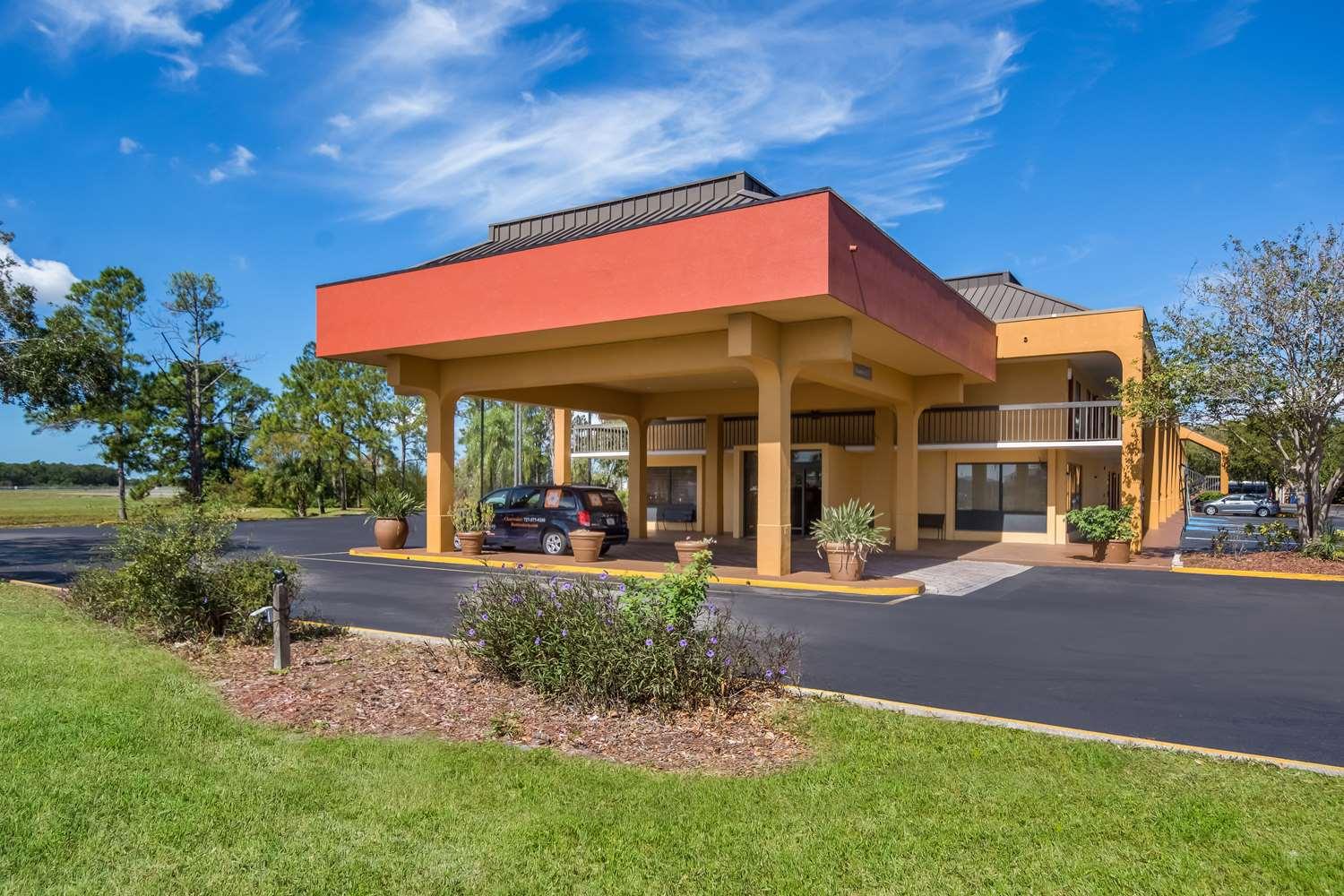 SureStay Hotel by Best Western St. Pete Clearwater Airport — 8