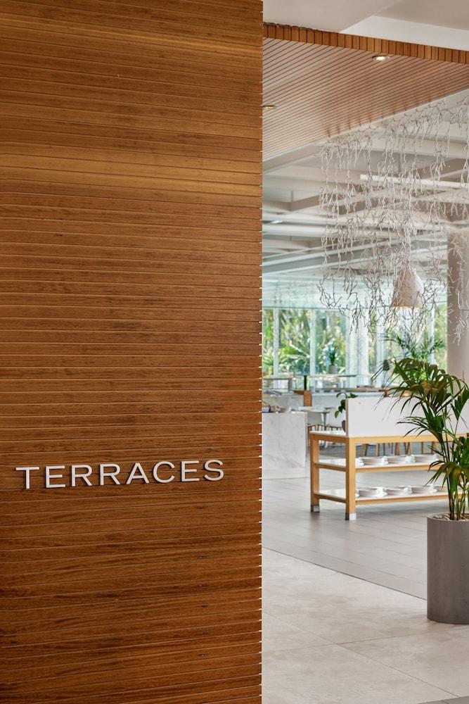 SHERATON GRAND MIRAGE RESORT, GOLD COAST — 6