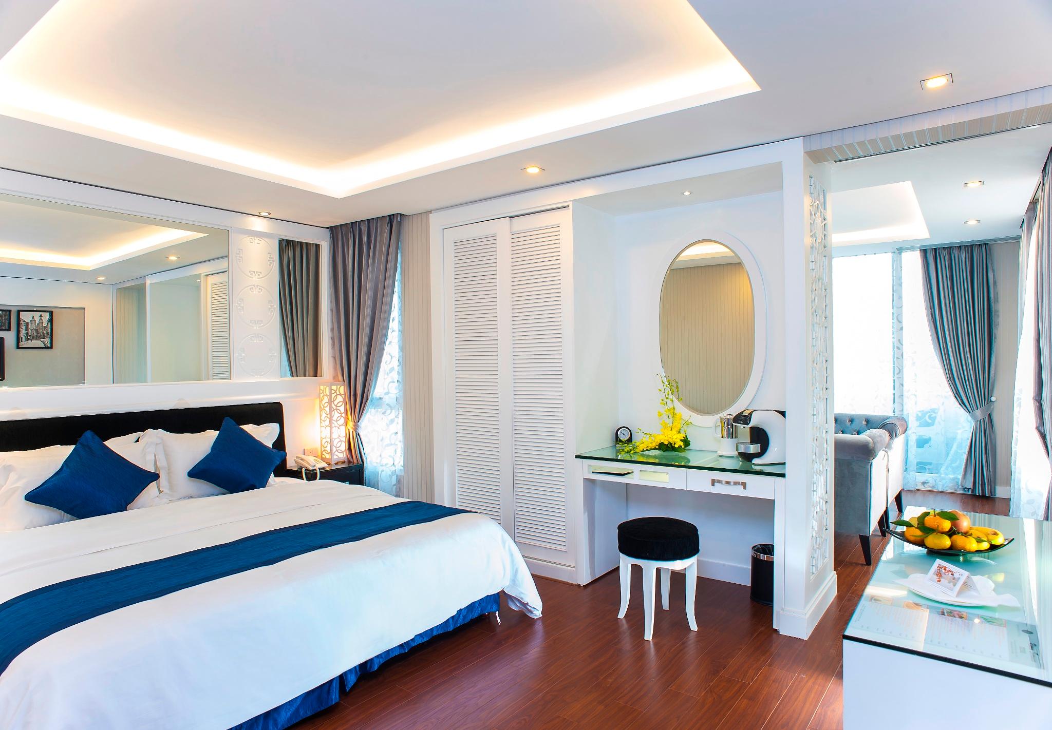 Church Minerva Hotel — 8