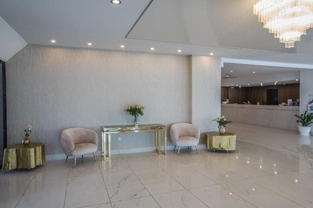 Silver Sands Beach Hotel — 8