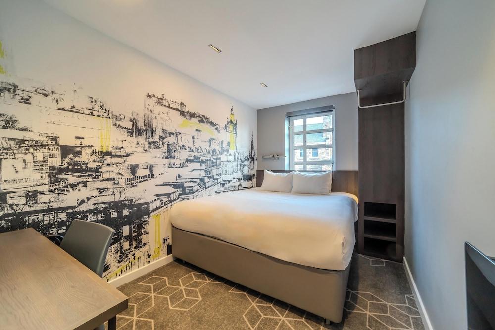 Km Hotel — 9