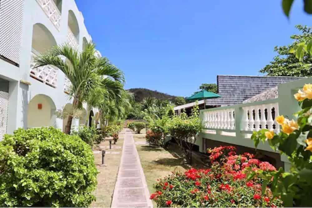 KALINAGO BEACH RESORT