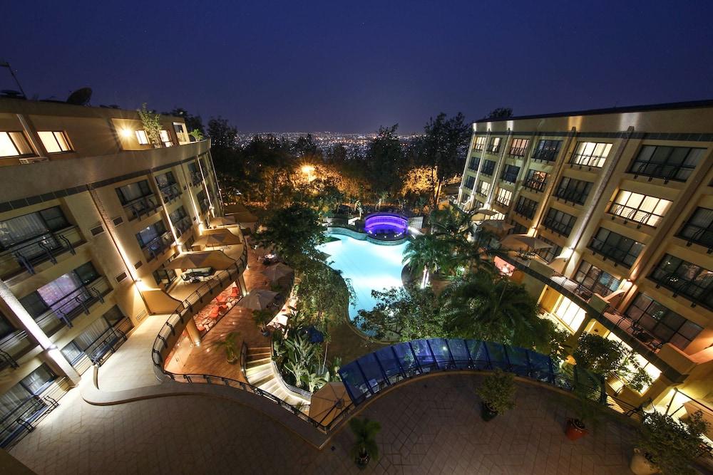 KIGALI SERENA HOTEL 921905 — 2