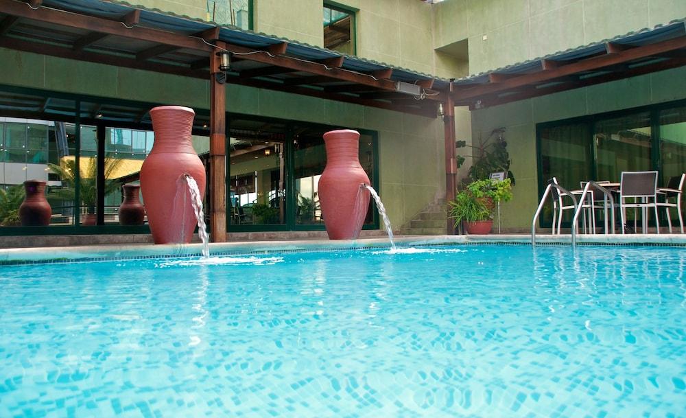 Harbour View Suites — 3