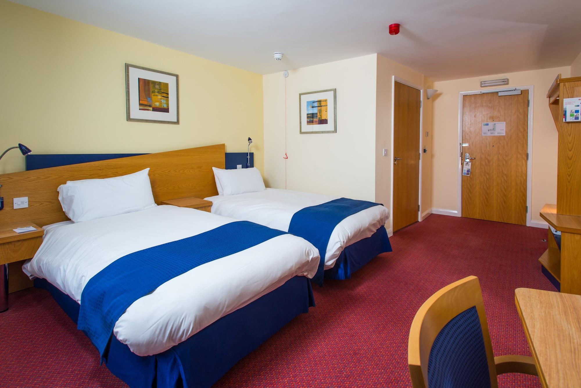 HOLIDAY INN EXPRESS BRADFORD CITY CENTRE — 10