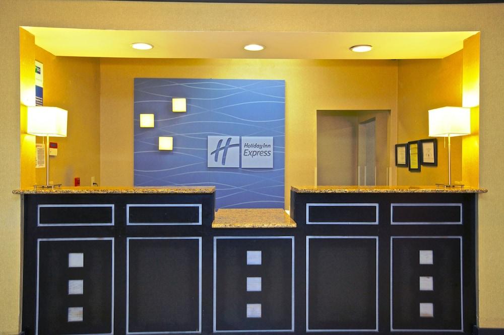 Holiday Inn Express Hotel and Suites ACWORTH - KENNESAW NORTHWEST