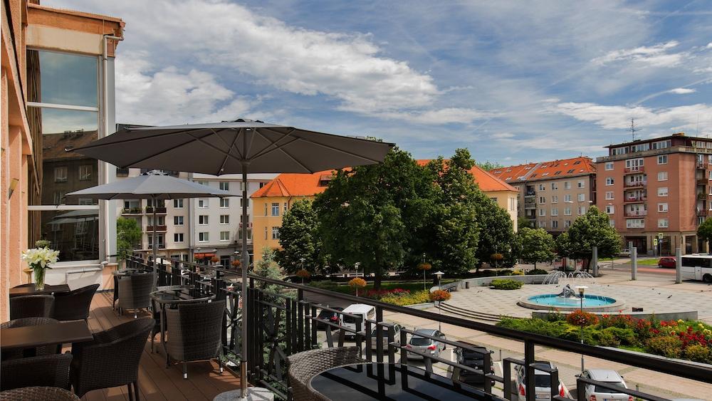 Apollo Hotel Bratislava — 9
