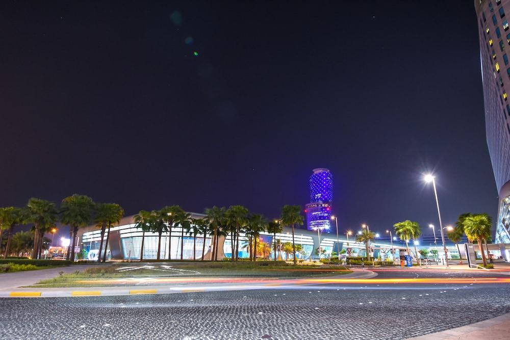 Premier Inn Abu Dhabi Capital Centre — 4