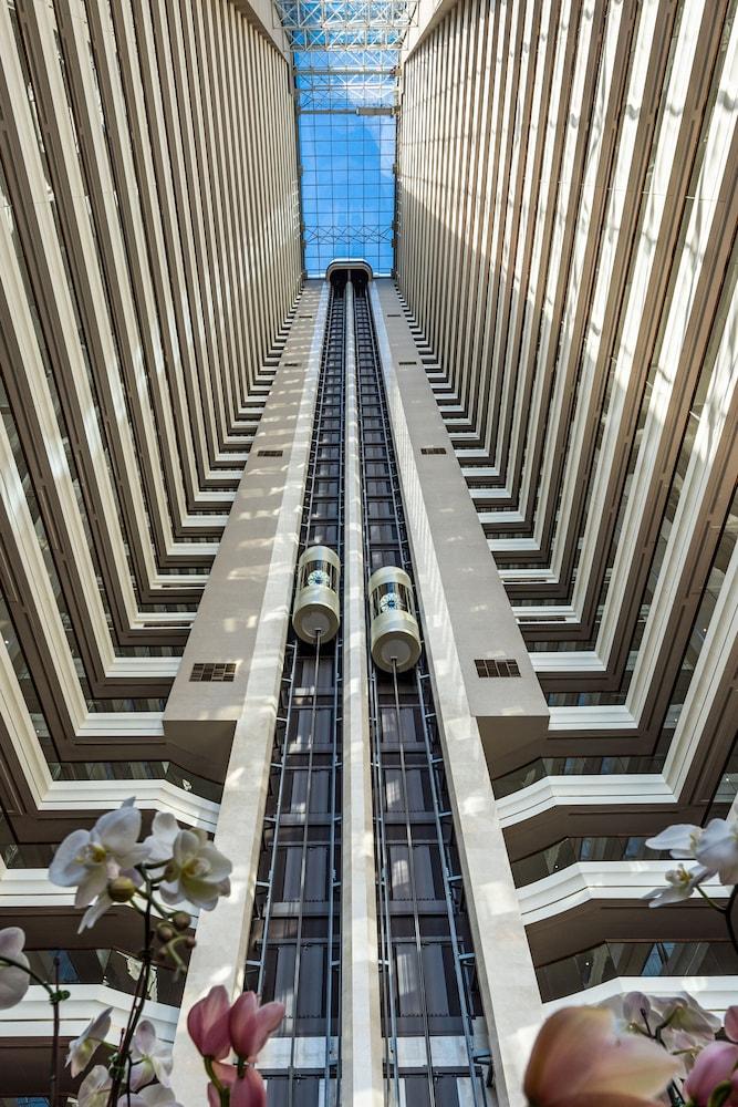 Dusit Thani Abu Dhabi — 4
