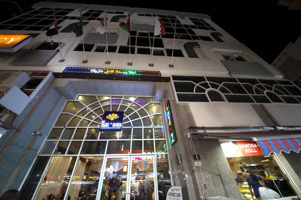 Mariana Hotel — 1