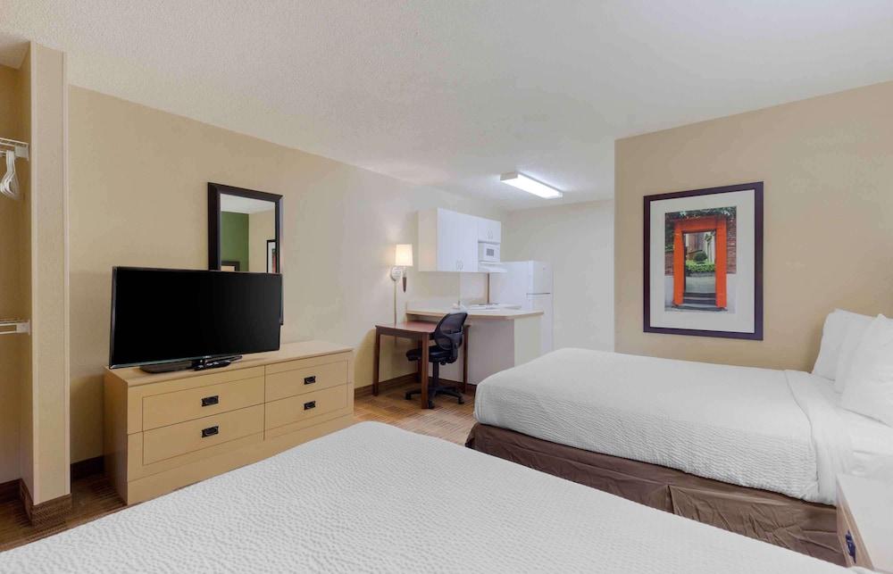 Extended Stay America - Fayetteville - Owen Dr. — 6