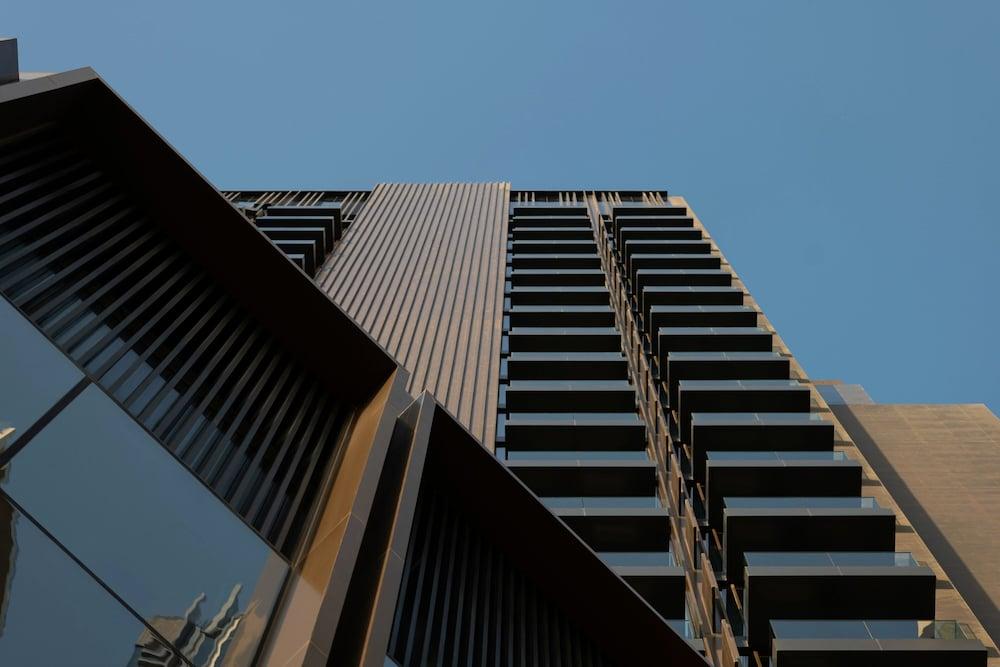 The Dubai Edition — 3