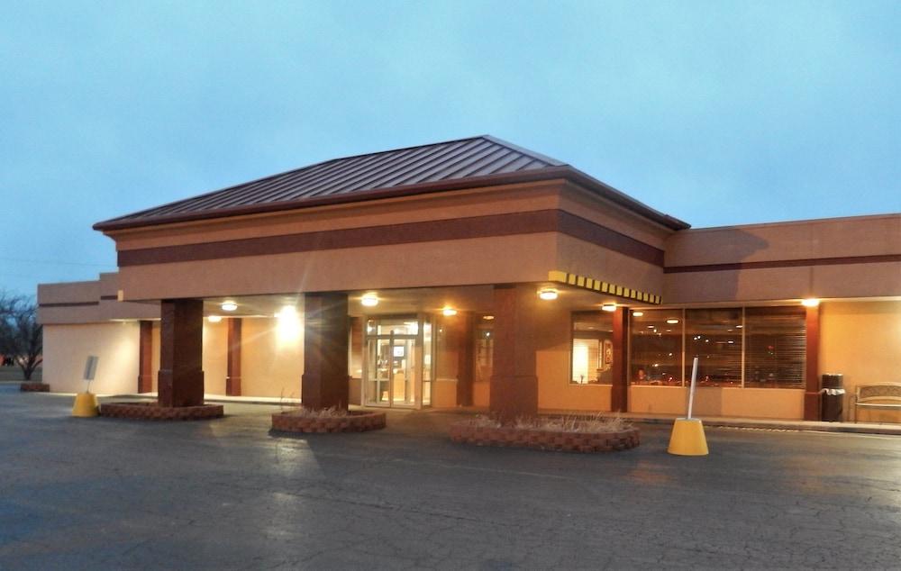 Ramada Austinburg/Ashtabula — 1
