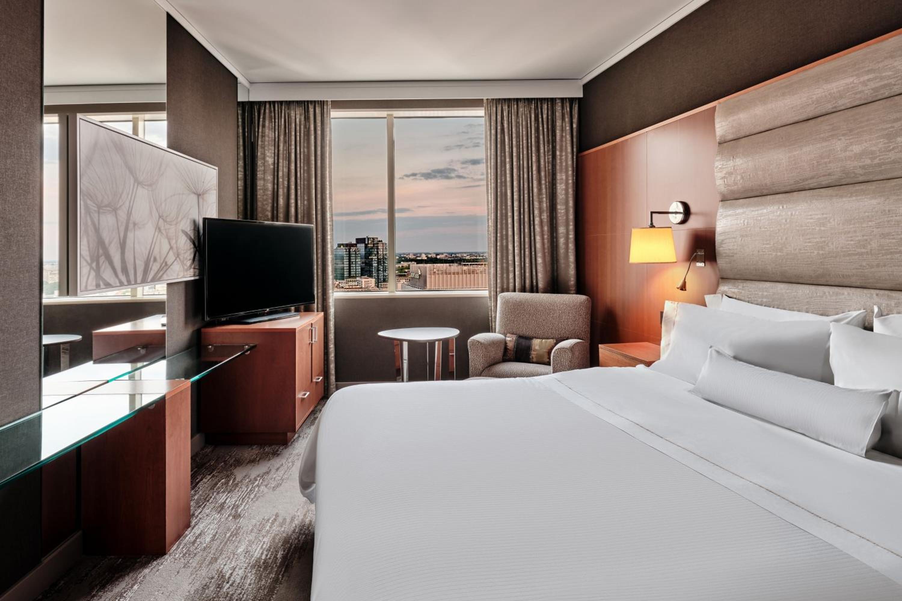WESTIN WARSAW 133374 — 6