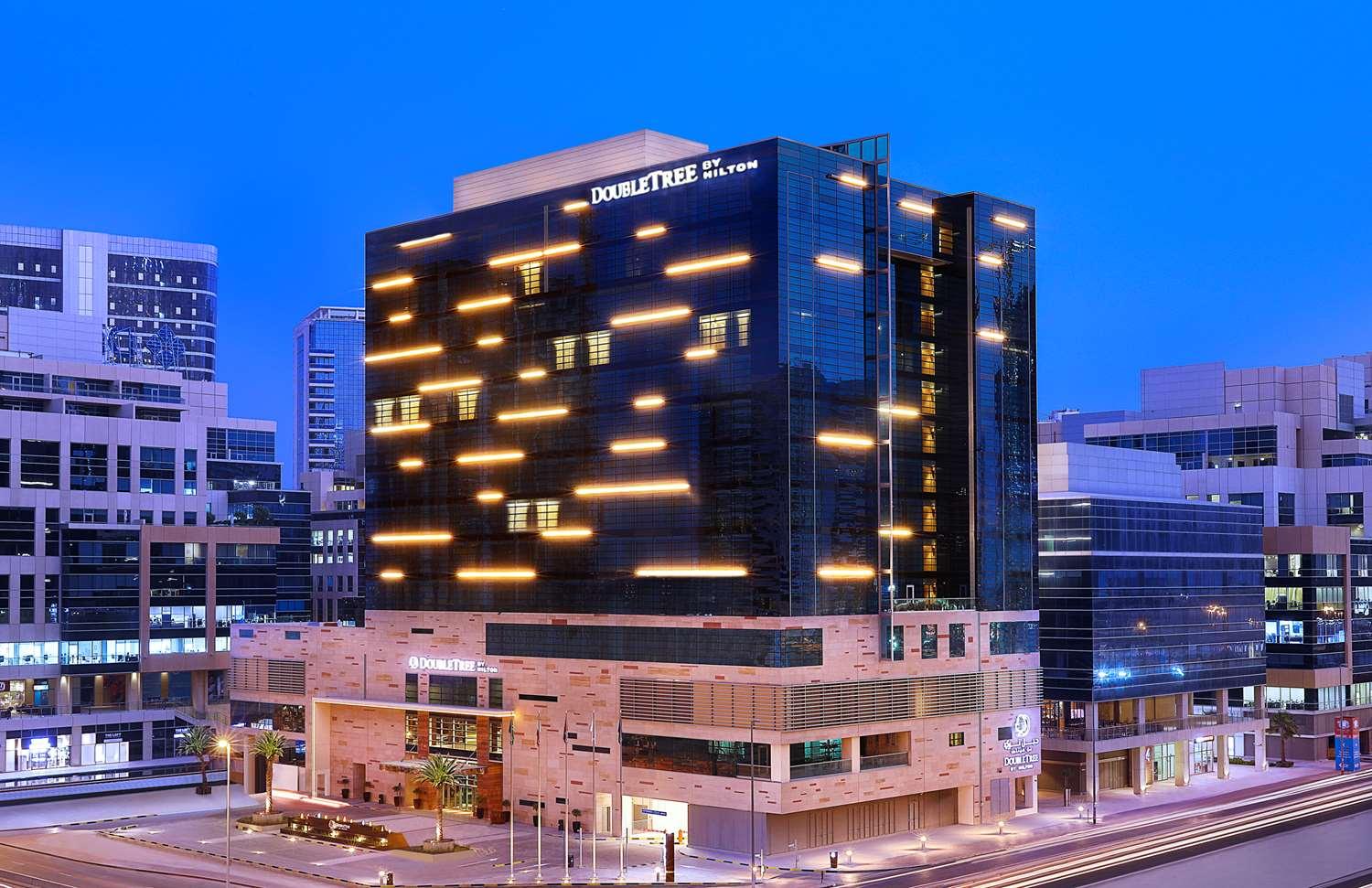 Doubletree by Hilton Dubai Business Bay — 3
