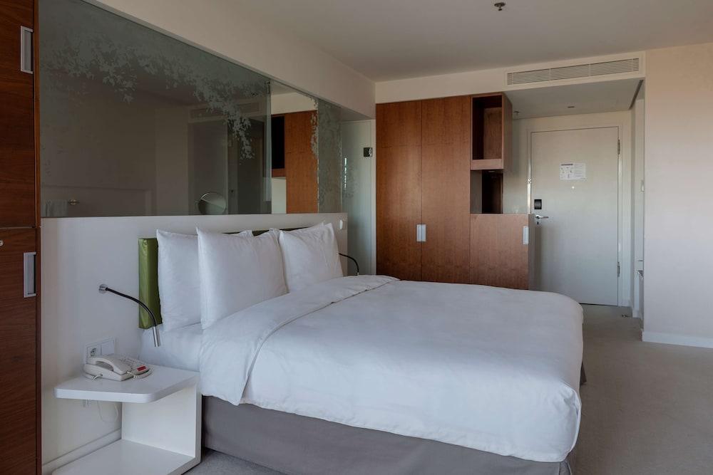 Radisson Blu Iveria — 9