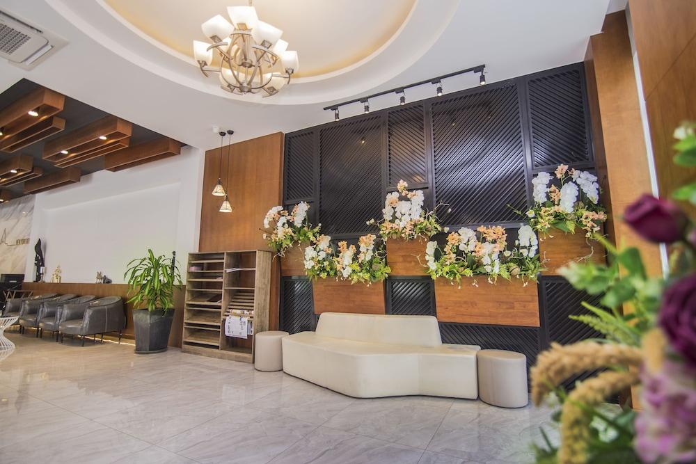 NEW YORK HOTEL — 6