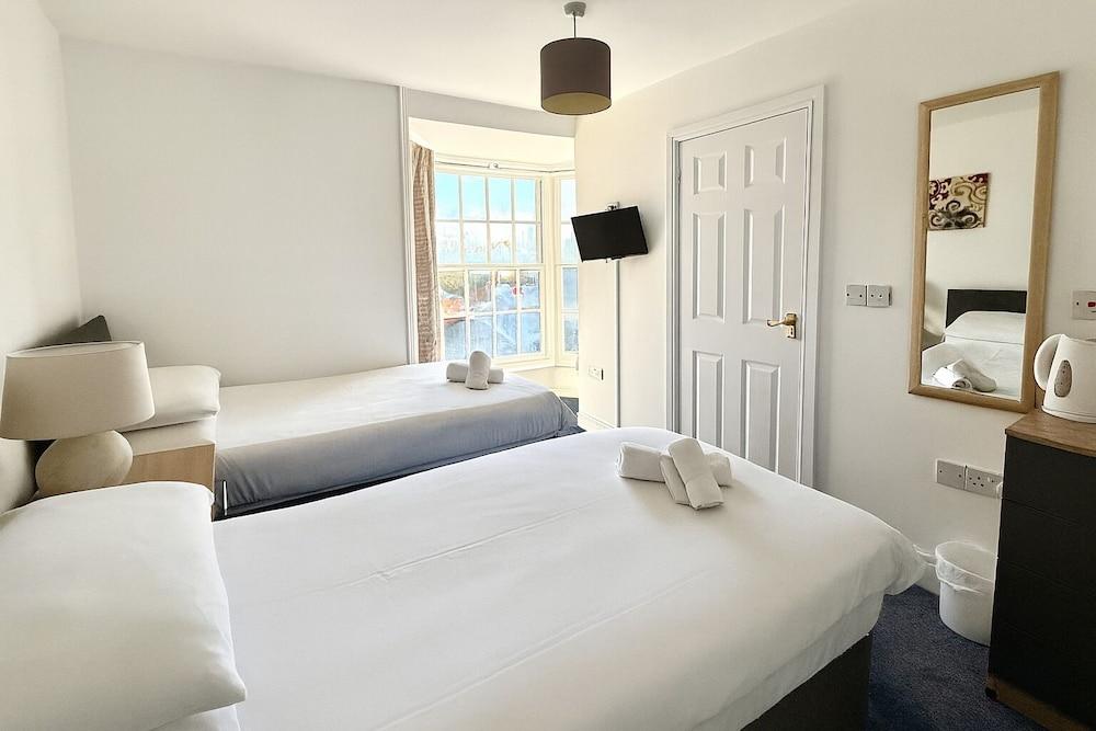 The Brunswick Hotel — 10