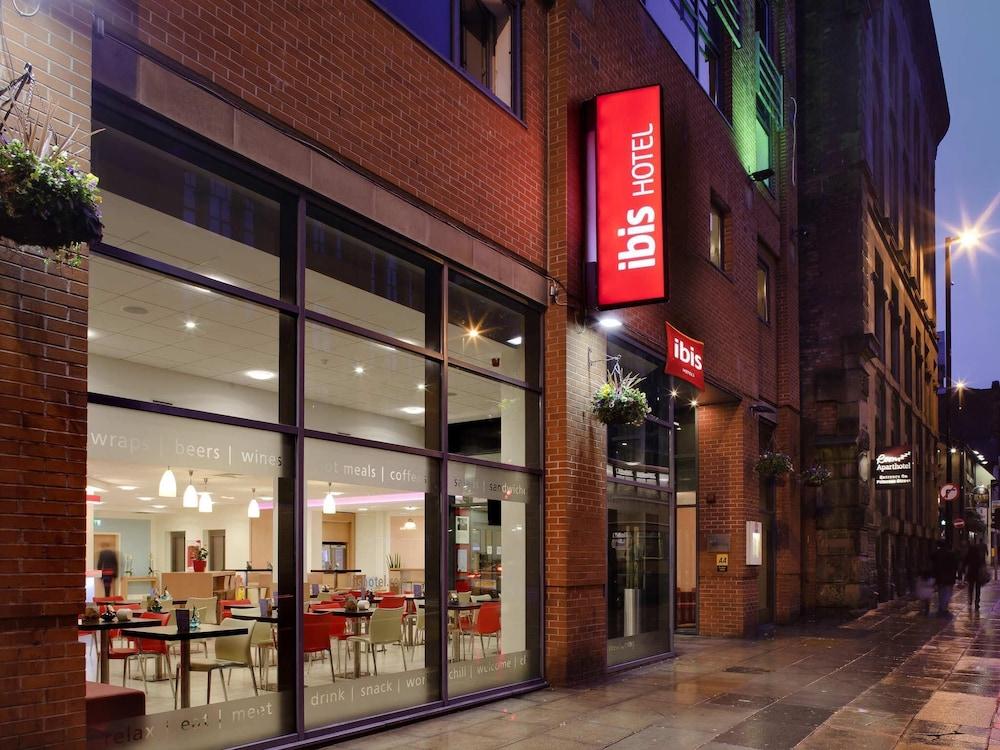 Ibis Manchester Centre 96 Portland Street