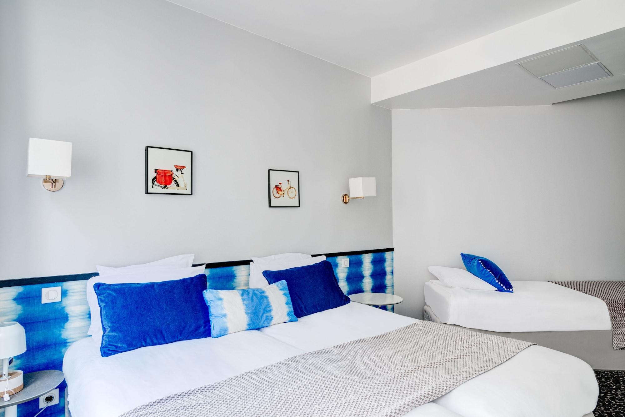 Acadia Hotel Astotel 6914 — 6