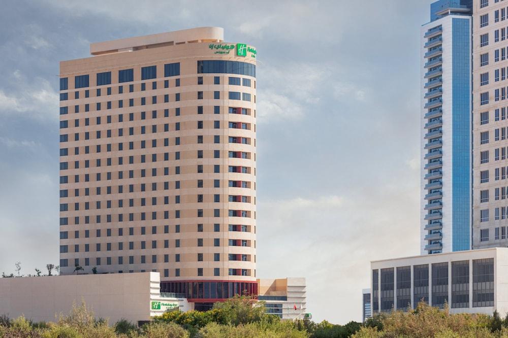 Holiday Inn & Suites Dubai Science Park — 2