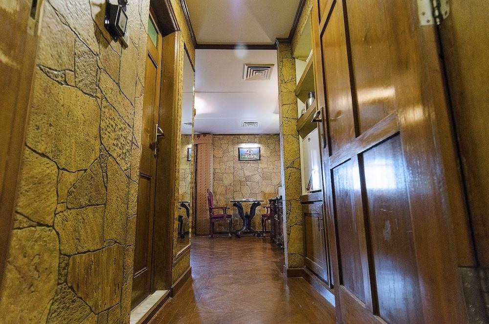 Hotel Galaxy Karachi — 6