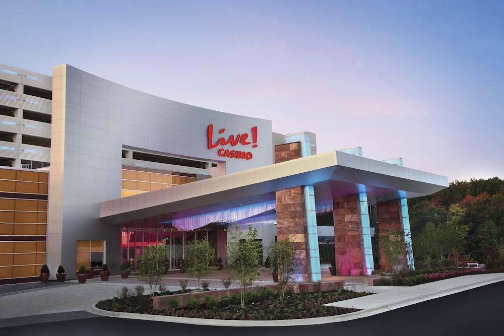 Hampton Inn and Suites Baltimore-Arundel Mills — 3