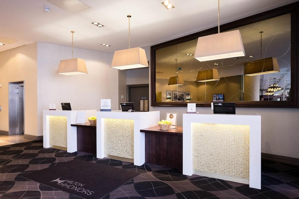 Doubletree By Hilton Edinburgh City Centre — 8