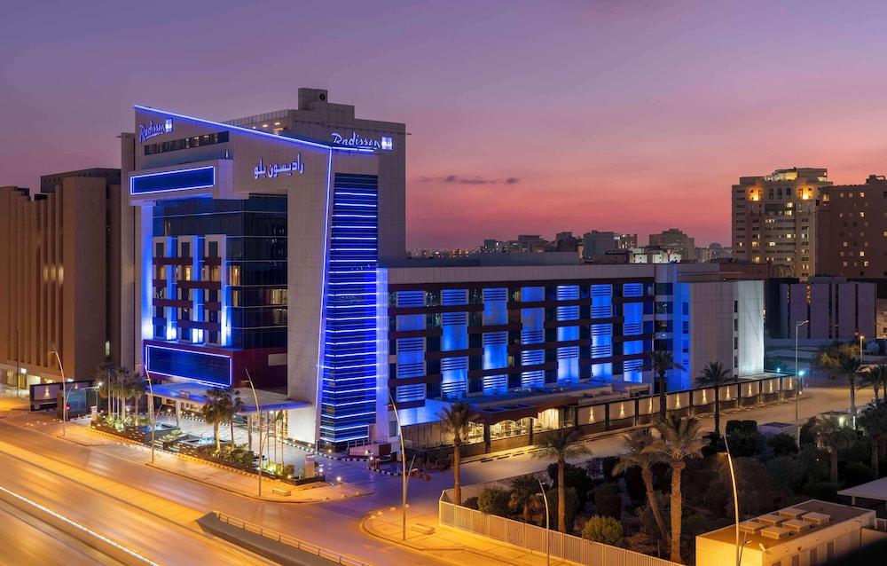 Radisson Blu Hotel and Convention Center, Riyadh Minhal